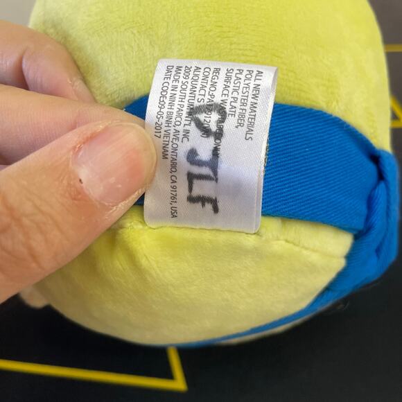 Sumikko Gurashi Plush Sumo Wrestler 5th Anniversary Penguin Stuffed Animal Toy - Picture 4 of 12